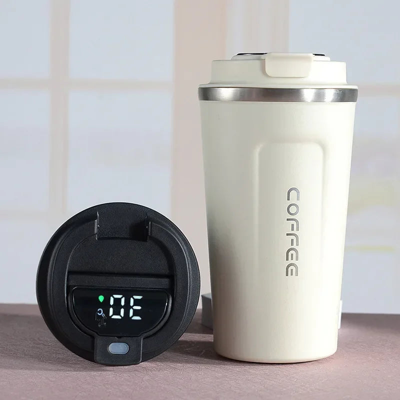 Coffee cup with temperature Display