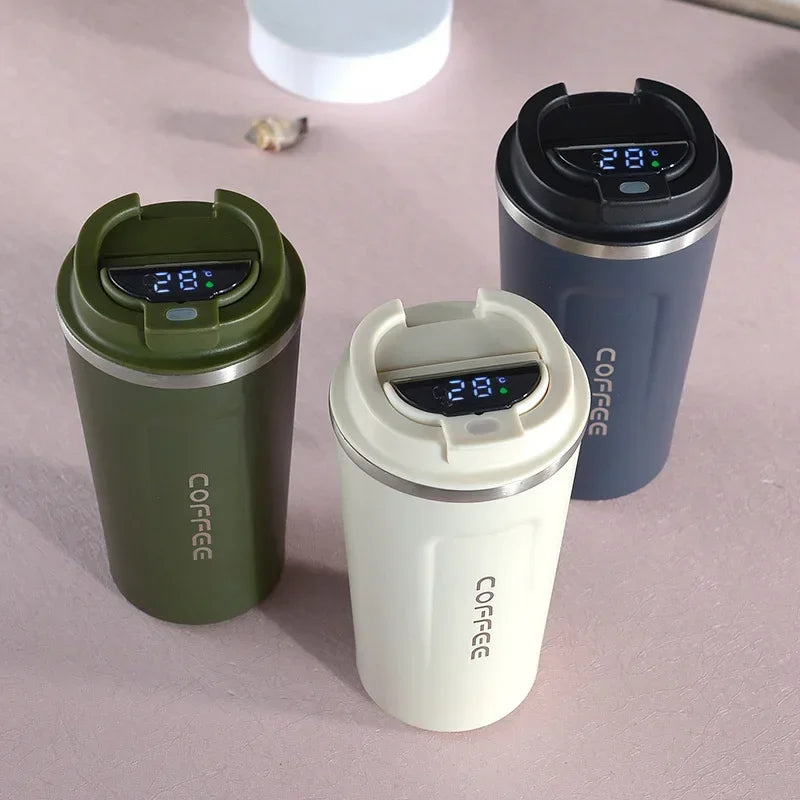 Coffee cup with temperature Display